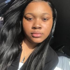 Meet your Posher, Kaylin